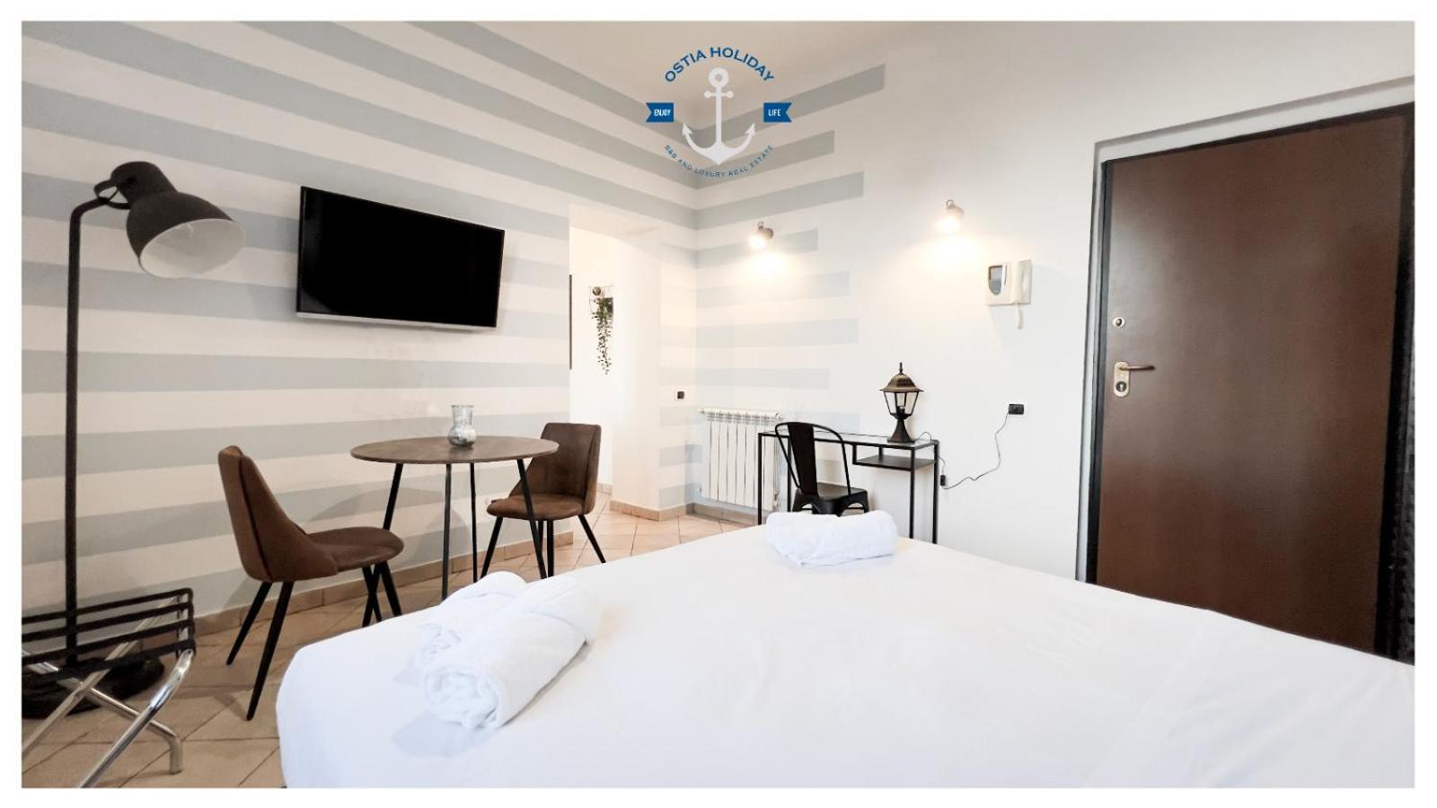 Ostia Holiday Clementina 피우미치노 외부 사진
